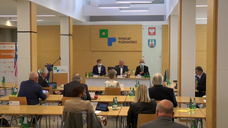 XXXII SESJA RADY POWIATU W POZNANIU
