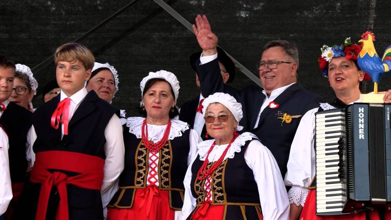FOLKOWE DOŻYNKI W LUSOWIE