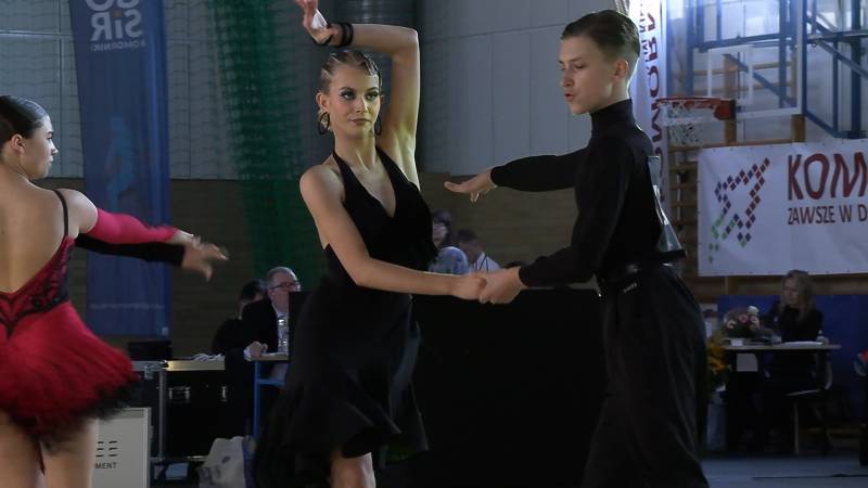 TANECZNYM KROKIEM W KOMORNIKACH