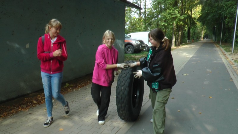 WSPÓLNE SPRZĄTANIE PRZESTRZENI PUBLICZNEJ 