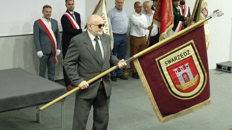 TOWARZYSTWO MIŁOŚNIKÓW ZIEMI SWARZĘDZKIEJ ZE SZTANDAREM
