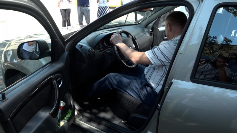 AUTO DLA UKRAINY