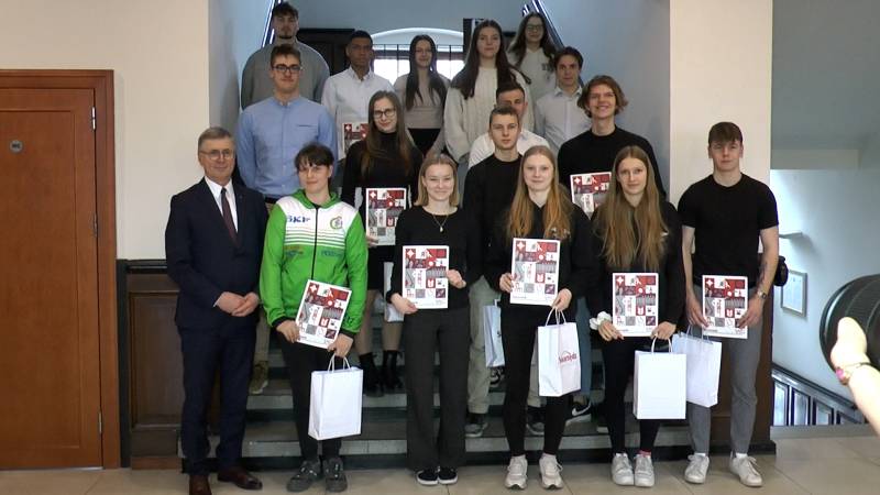 STYPENDIA DLA SPORTOWCÓW