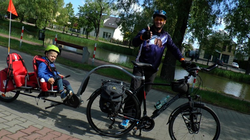 RODZINNY RAJD ROWEROWY W PLEWISKACH