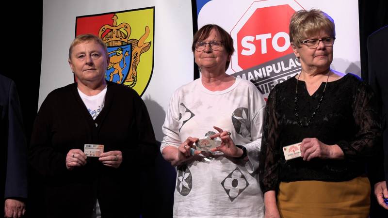 STĘSZEW Z KARTĄ SENIORA