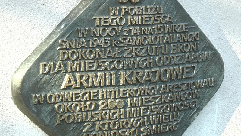 77. ROCZNICA ZRZUTU BRONI W JANOWIE