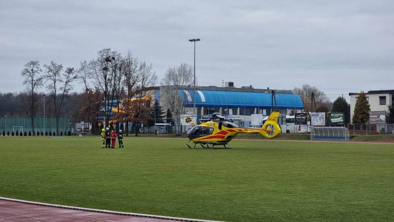 ŚMIGŁOWIEC LPR LĄDOWAŁ NA BOISKU SCSIR